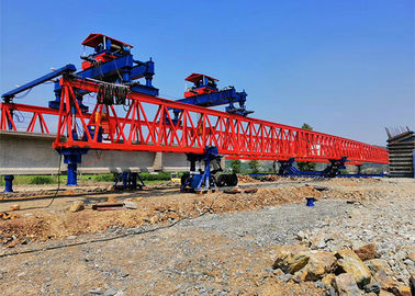 Grúa de lanzamiento A5 - A7 de la viga de puente ferroviario para la instalación prefabricada del haz