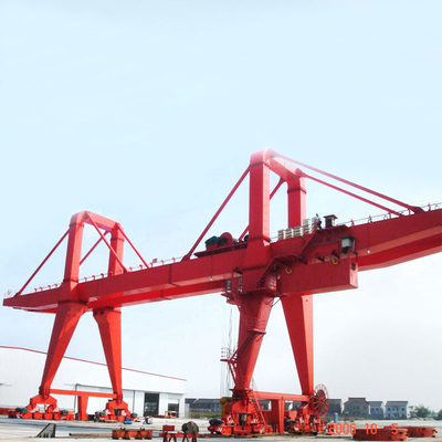 Fase 3 de Crane Heavy Duty el 15m del pórtico de la carga del puerto